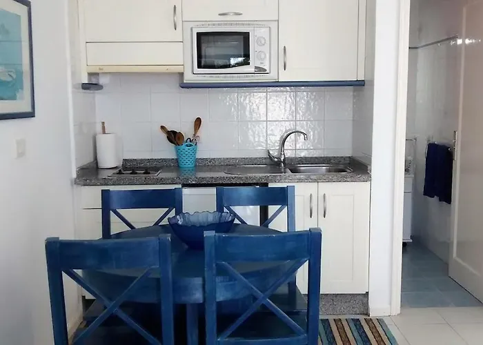 Juan Vista Piscina Y Mar Puerto del Carmen (Lanzarote)